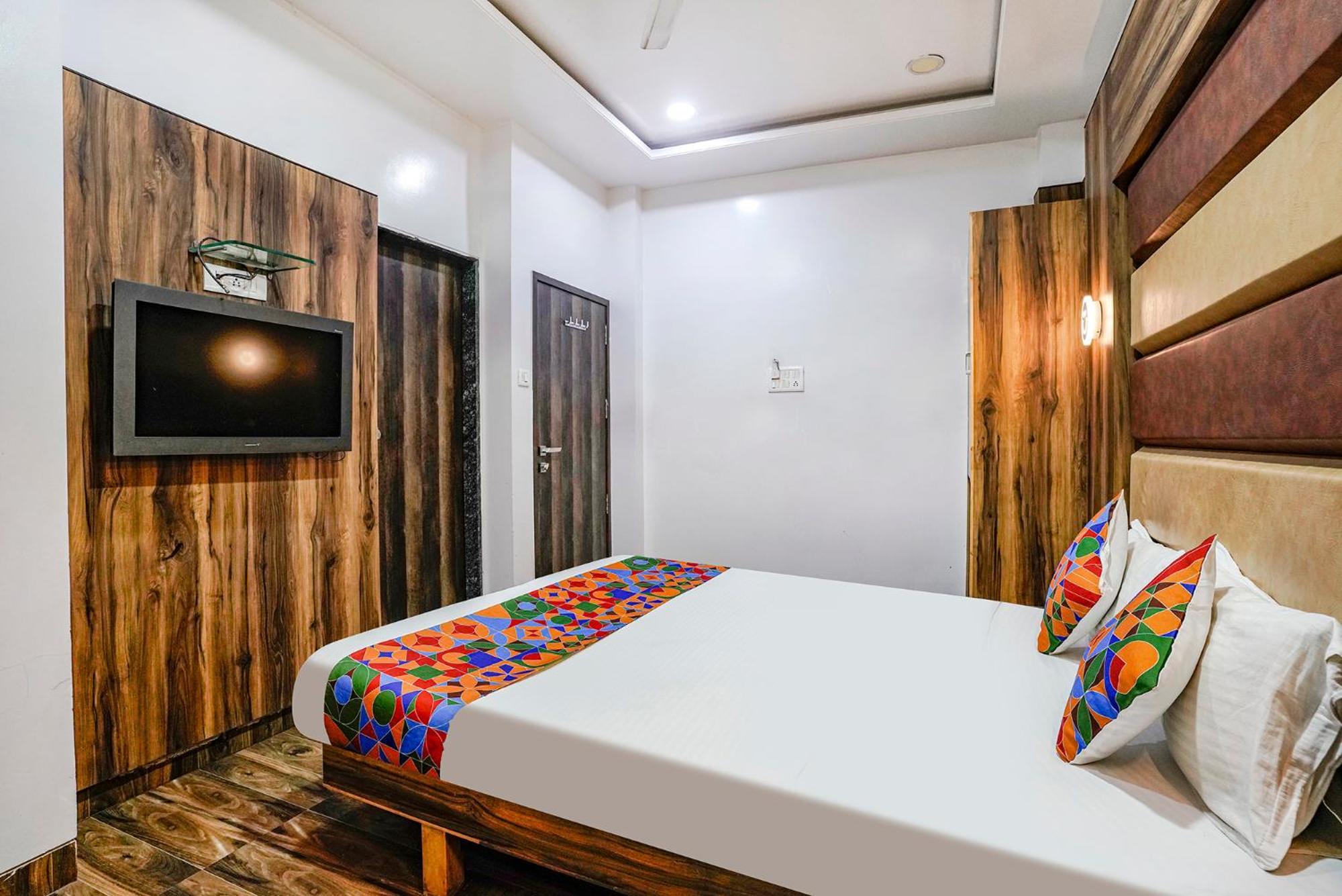 אאורנגבד Fabhotel Sai Plaza Executive - Chatrapati Sambhaji מראה חיצוני תמונה