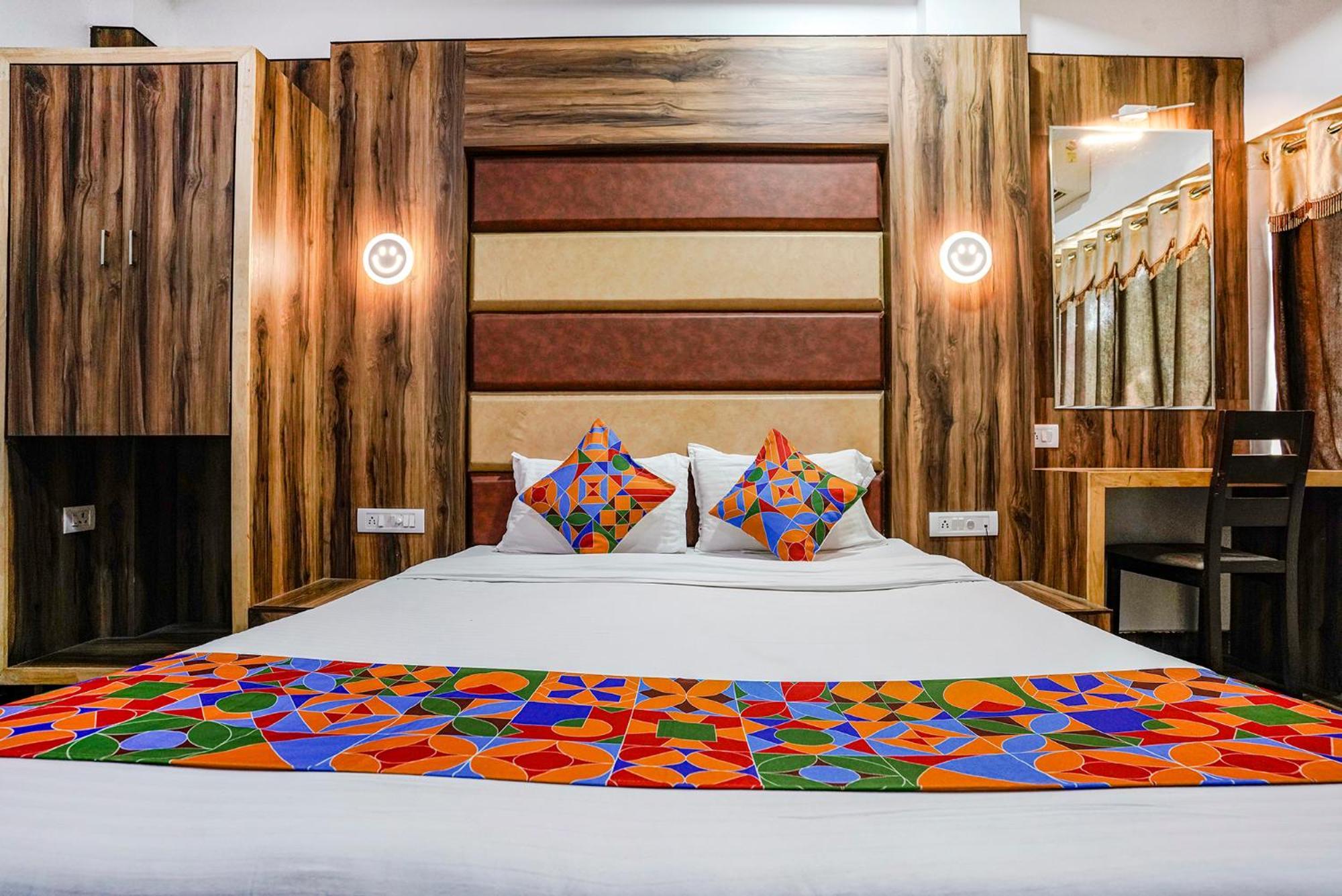אאורנגבד Fabhotel Sai Plaza Executive - Chatrapati Sambhaji מראה חיצוני תמונה